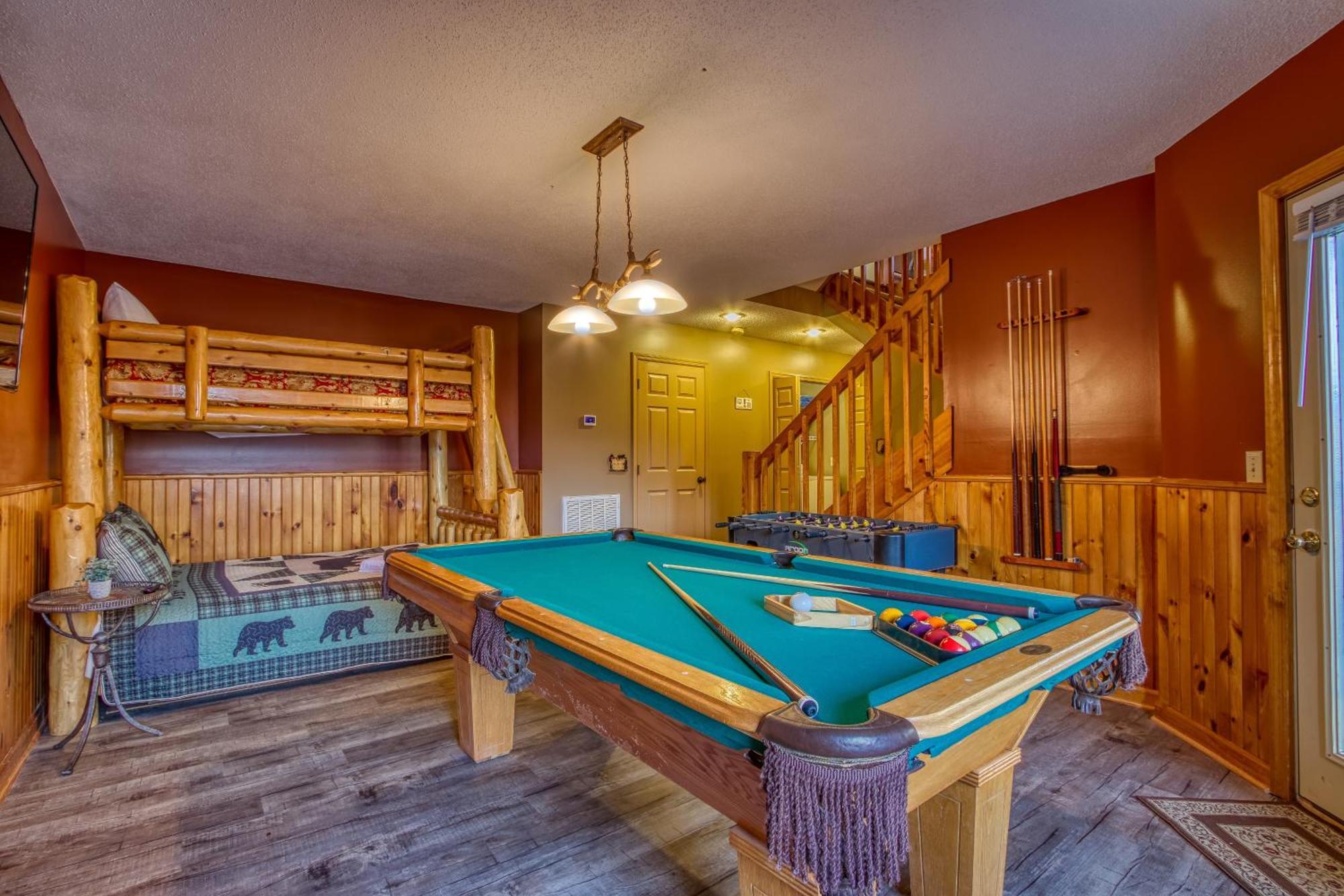 3 Decks, Mtn Views! Tree Tops By Honeybearcabins - Luxury Rain Showers, 3 King Suites, Xl Hottub, Fireplace, Bear Sightings Gatlinburg Extérieur photo